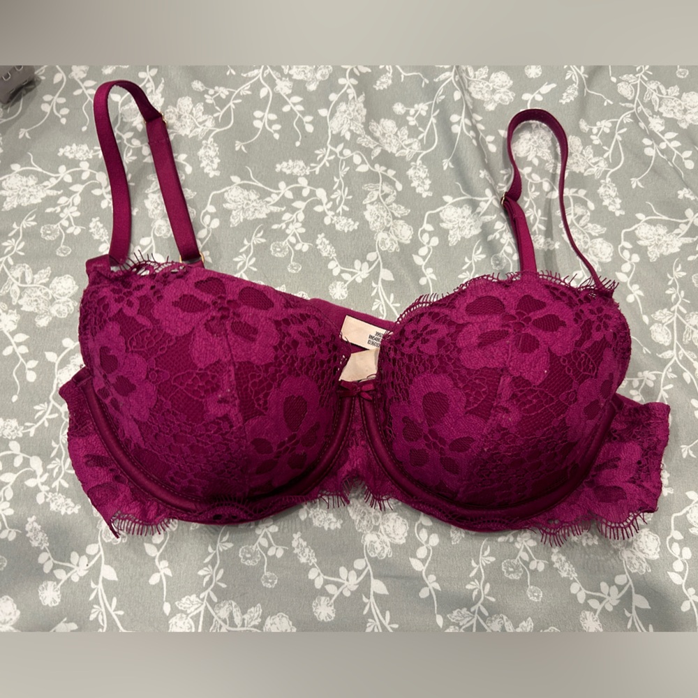 Victoria's Secret Pink Lace Bra